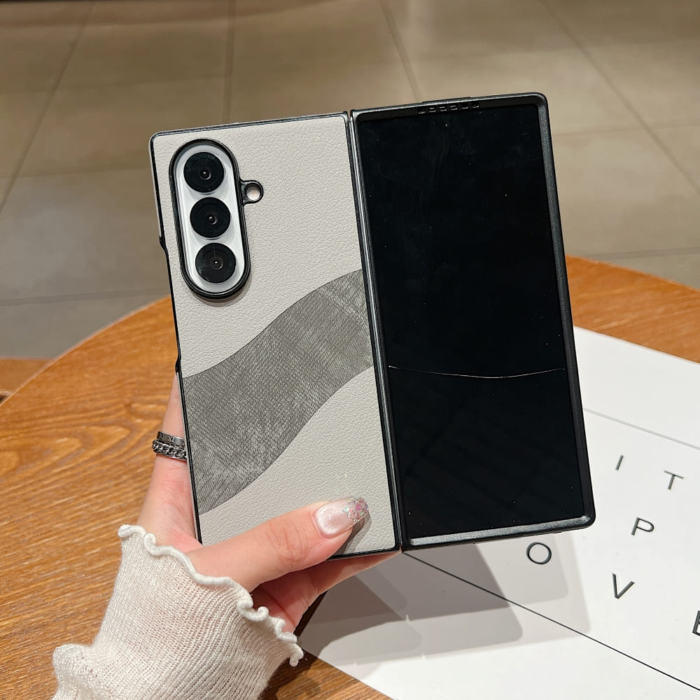 Fine Line Leather Wave Phone Case - Samsung Z Fold 7