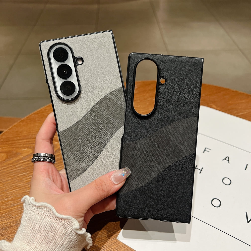 Fine Line Leather Wave Phone Case - Samsung Z Fold 7