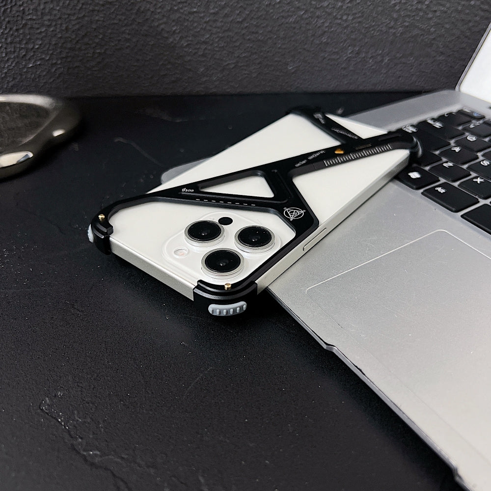 Geometric Metal Phone Case with Bracket Stand - iPhone 14 Plus