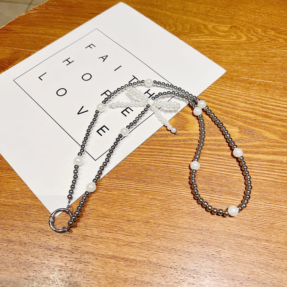 Grace Bow Charm Phone Chain | Phone Strap