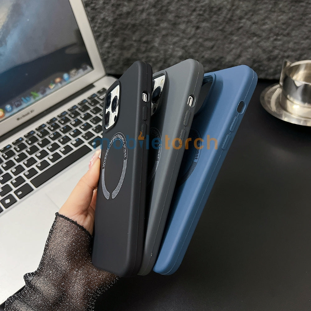 Silicone Magsafe Charging Phone Case - iPhone 15 Pro Max