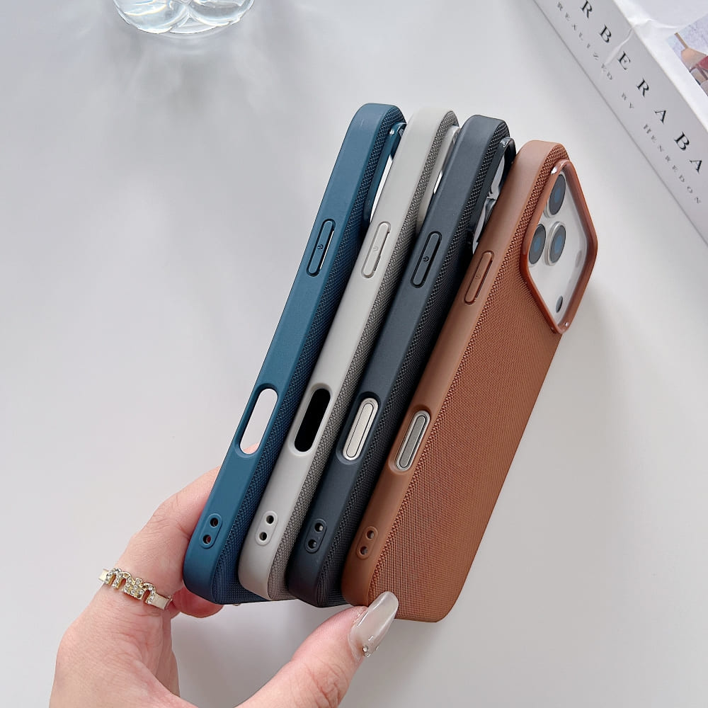 Woven Edge Shell Phone Case