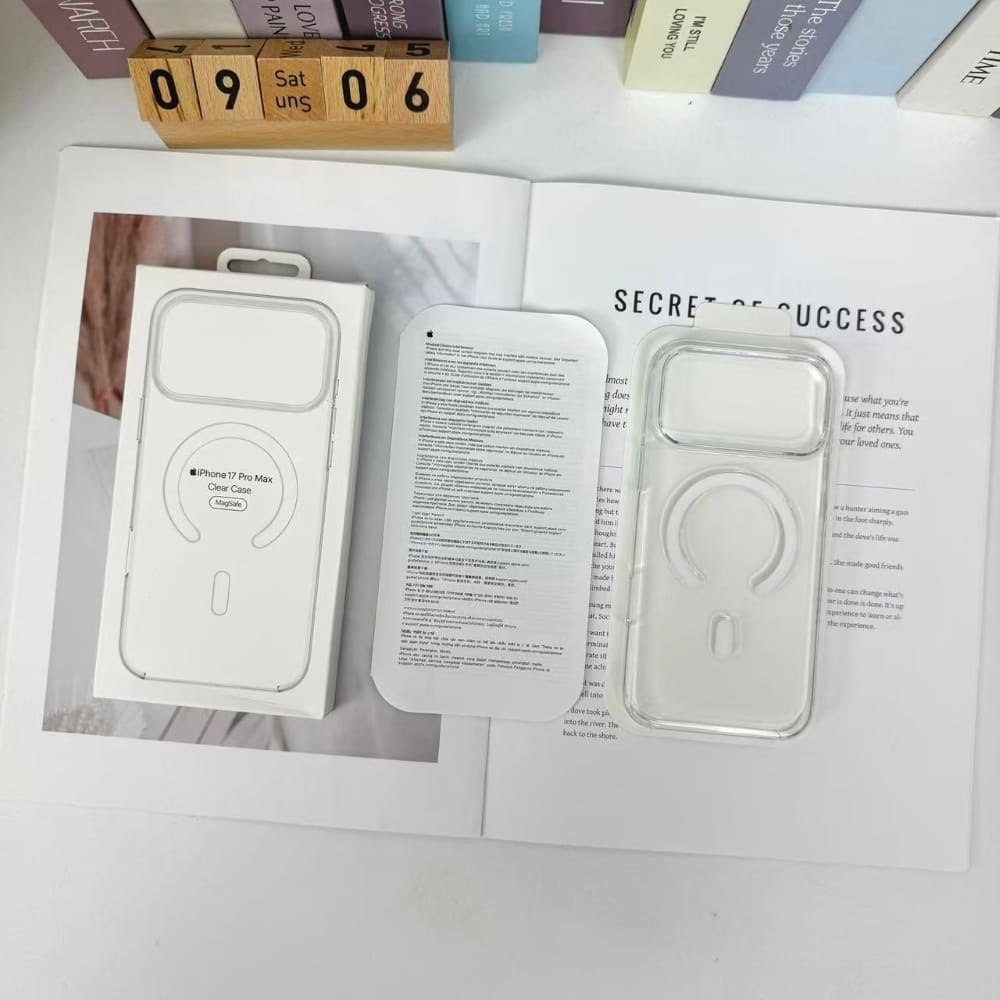 Aura Clear Mag Phone Case