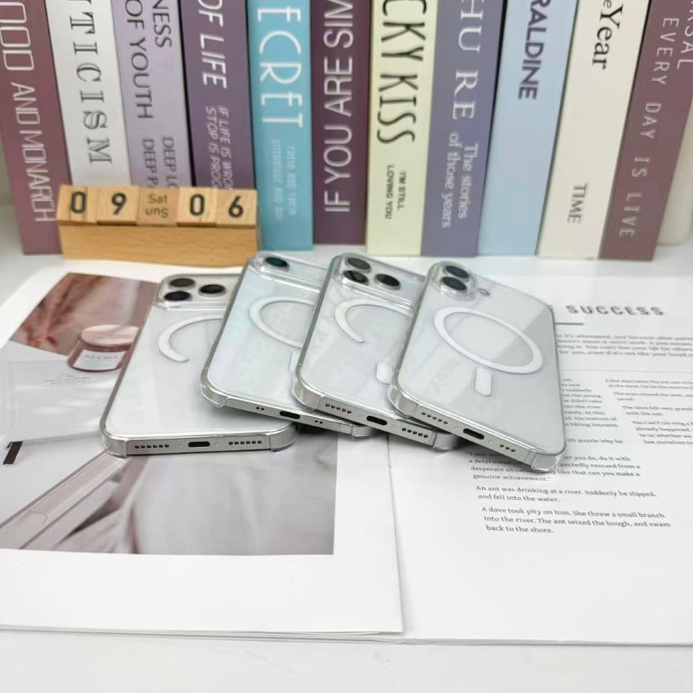 Aura Clear Mag Phone Case