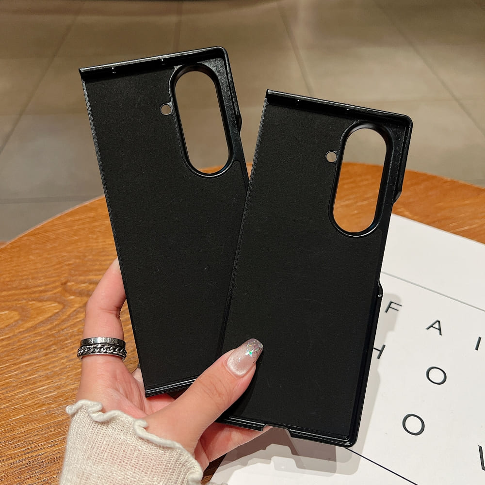 Fine Line Leather Wave Phone Case - Samsung Z Fold 7