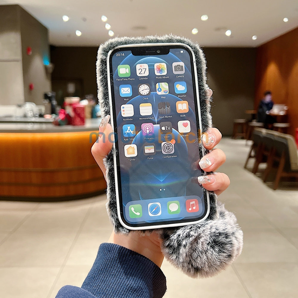 Luxury Winter Soft Furry Phone Case With Pearl Bracelet - Oppo Reno 11 Pro