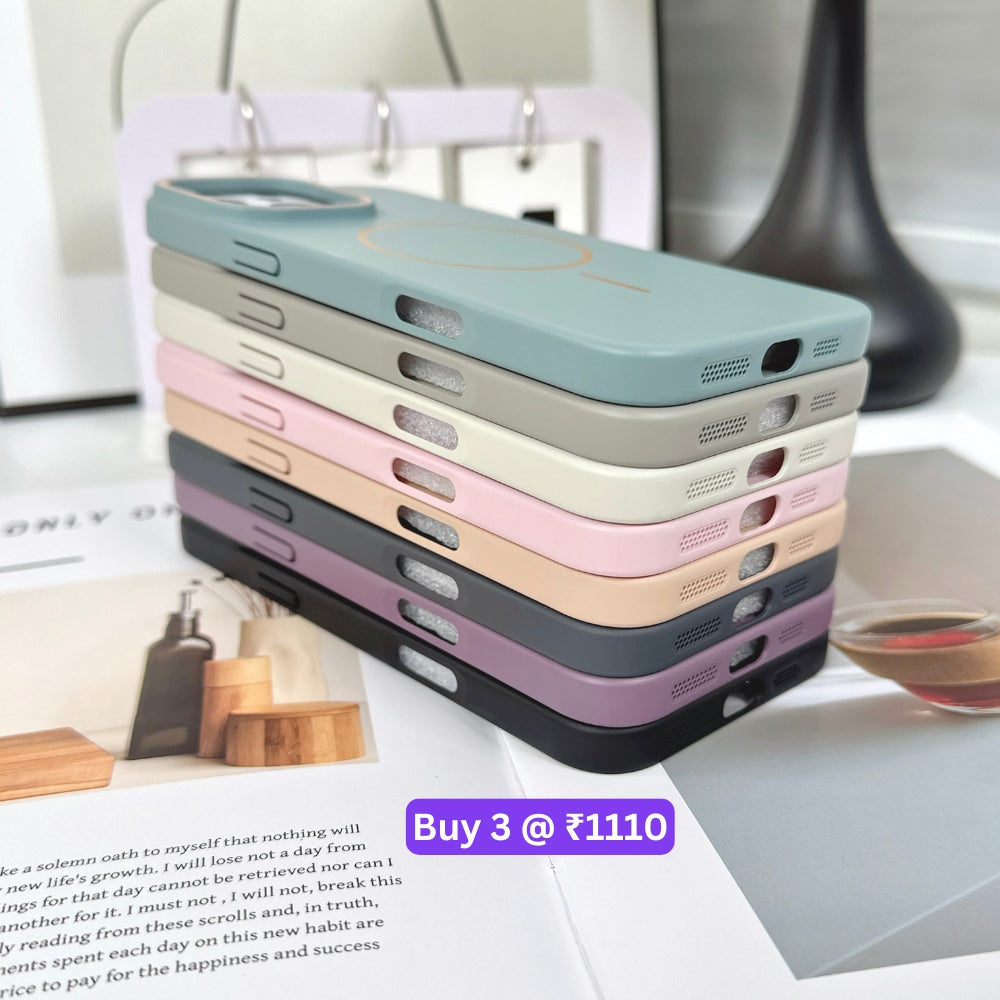 Microfiber Flock Lining Liquid Silicone Magsafe Phone Case - Samsung S25