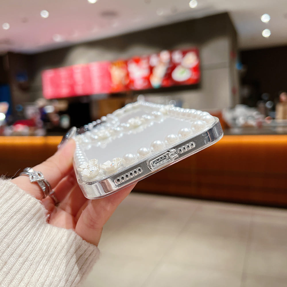 Pearl Border Floral Transparent Phone Case