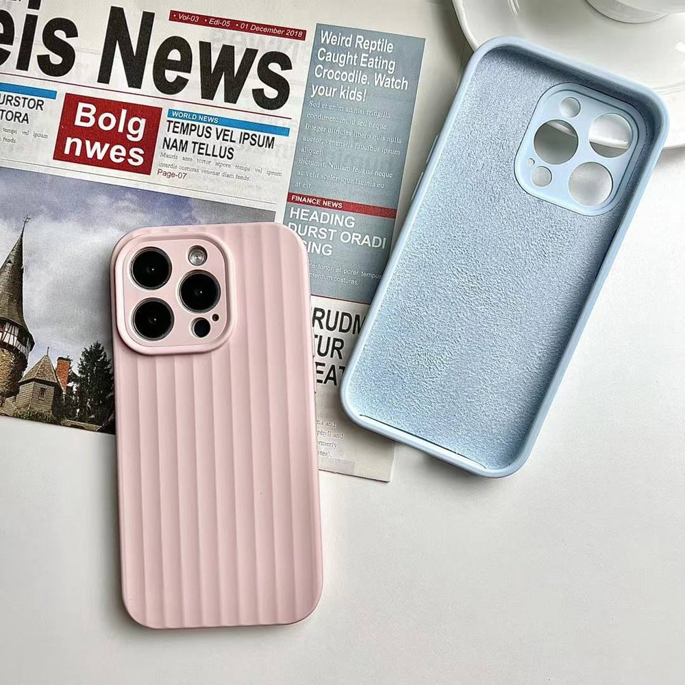 Premium Stripe Silicone Camera Protection Cover - iPhone 15 Pro Max