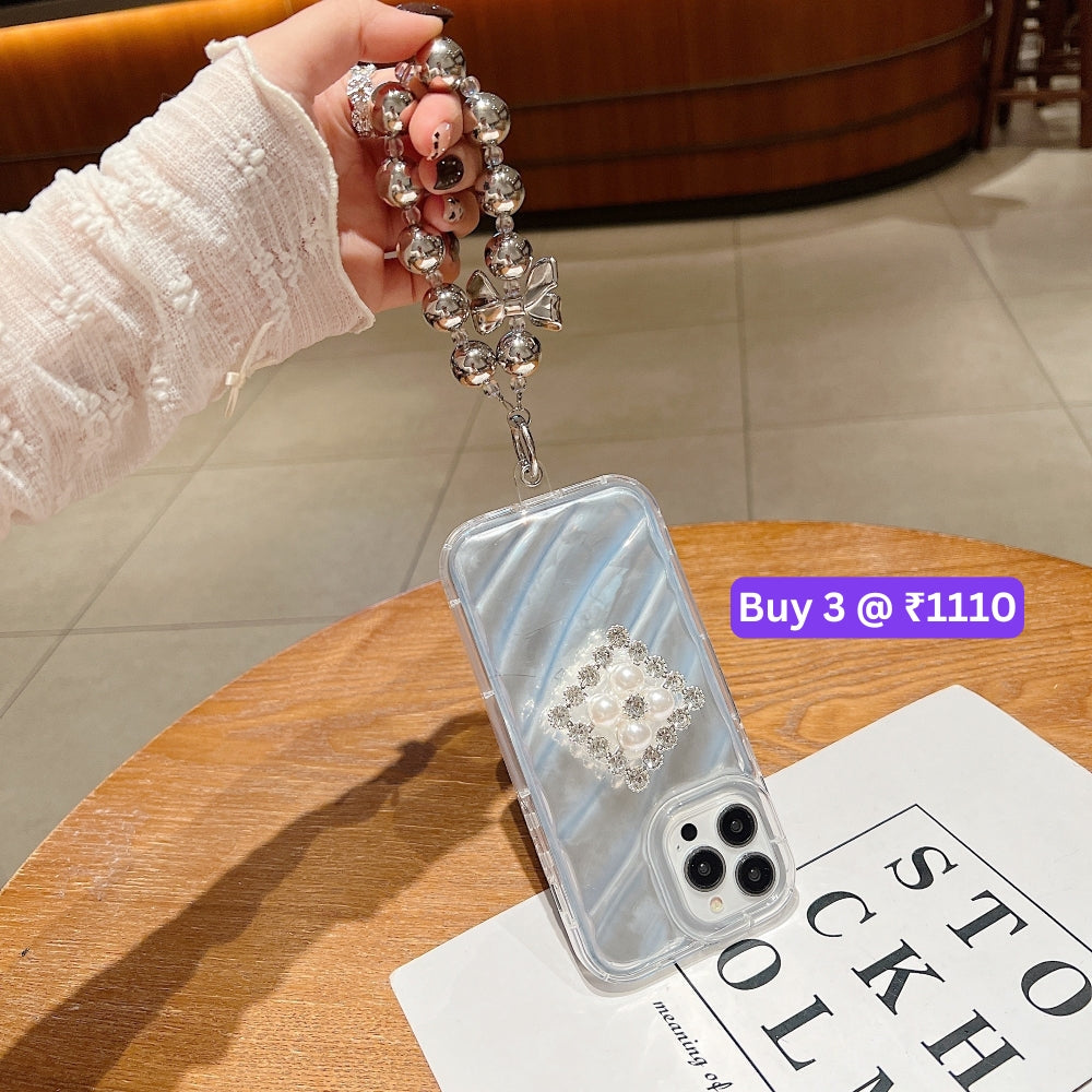 Silver Wrinkles Transparent Phone Case With Beads Bracelet And Pearl Holder - iPhone 14 Pro