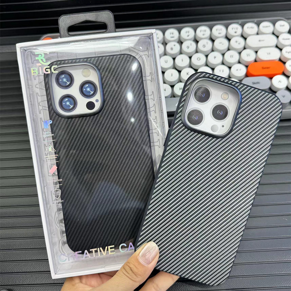 Ultra Thin Carbon Fiber Texture Matte Magsafe Phone Case