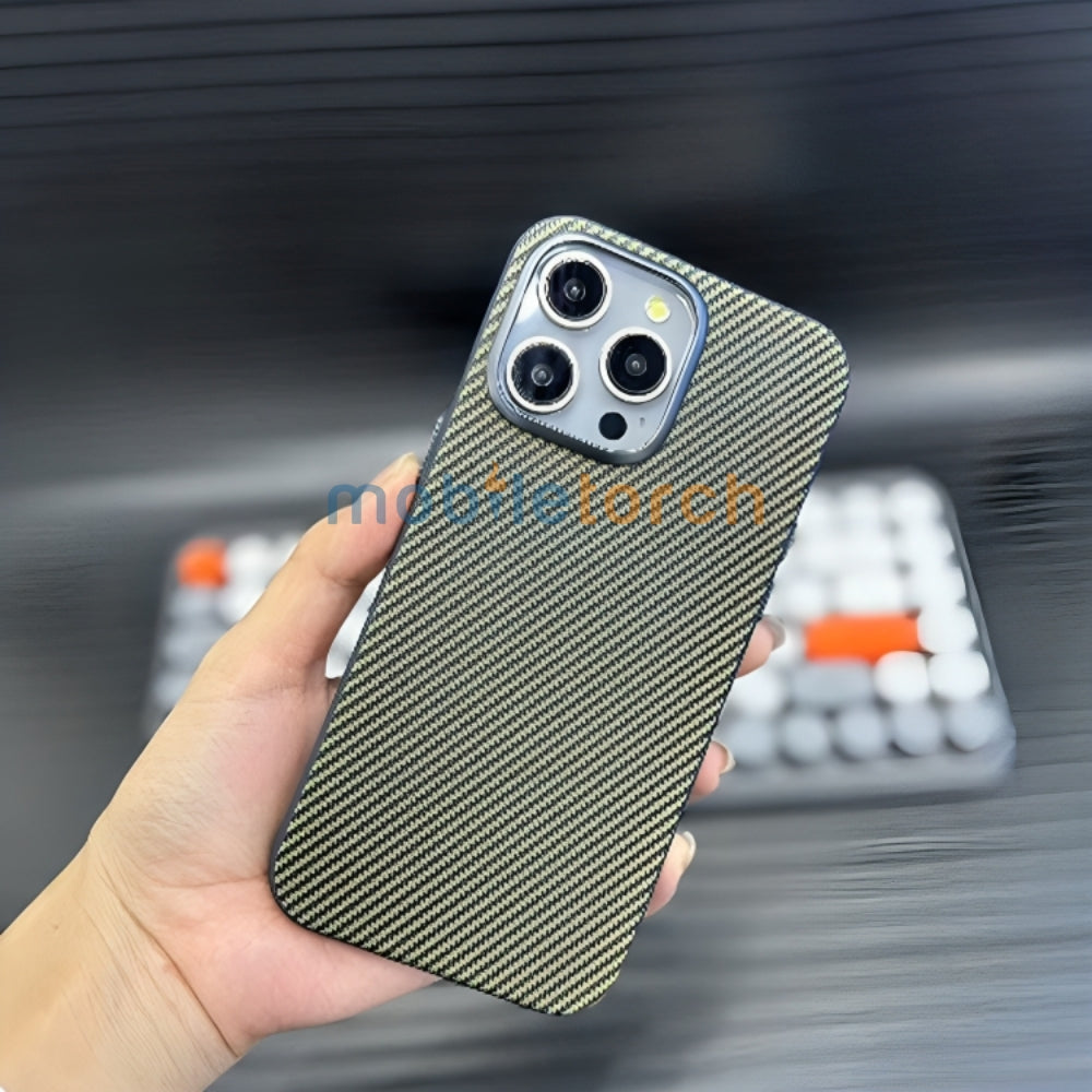 Ultra Thin Carbon Fiber Texture Matte Magsafe Phone Case - iPhone 14 Pro